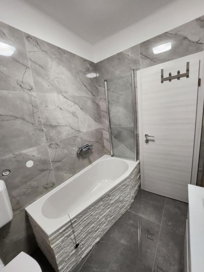 Apartamento Airport Split Kaštel Štafilić Exterior foto